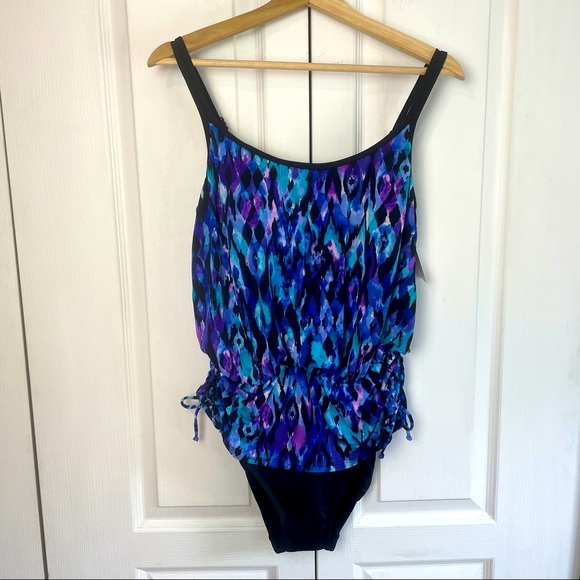 Patterned One Piece Swimsuit - Picture 2 of 16